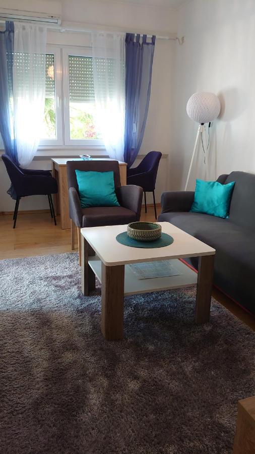 Apartments Tulipan - With Free Private Parking Garage Mostar Exterior photo