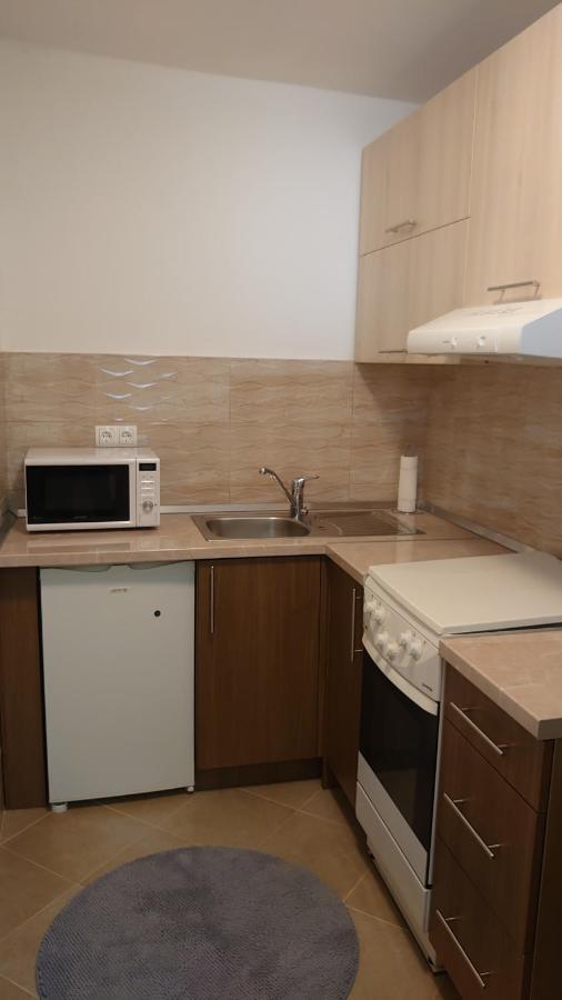 Apartments Tulipan - With Free Private Parking Garage Mostar Exterior photo